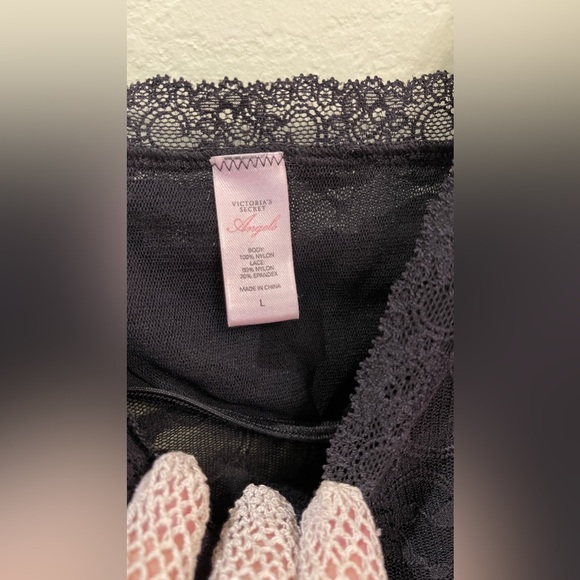 Victoria’s Secret Angels Camisole Y2K Top Built in Bra Licorice Black Lace L - Picture 8 of 11